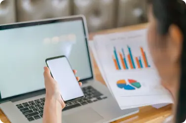 Mobile SEO optimization showing responsive website design and improved mobile search performance